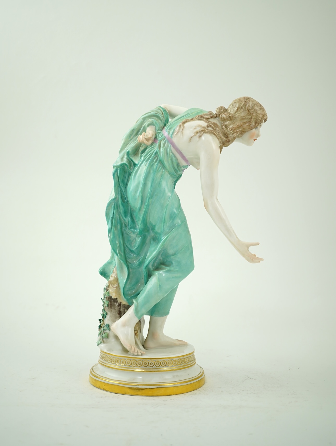 A Meissen porcelain figure, known as the 'Kugelspielerin', circa 1905, modelled by Walter Schott